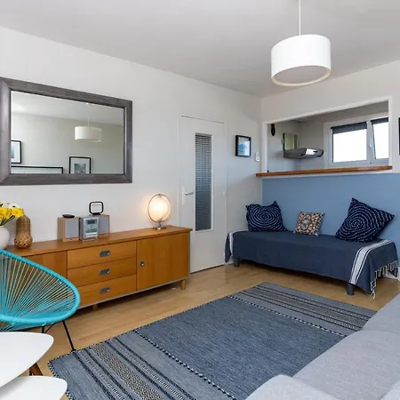 Face A La Apartment